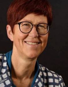 Portraitfoto Andrea Hinz-Rettenmaier